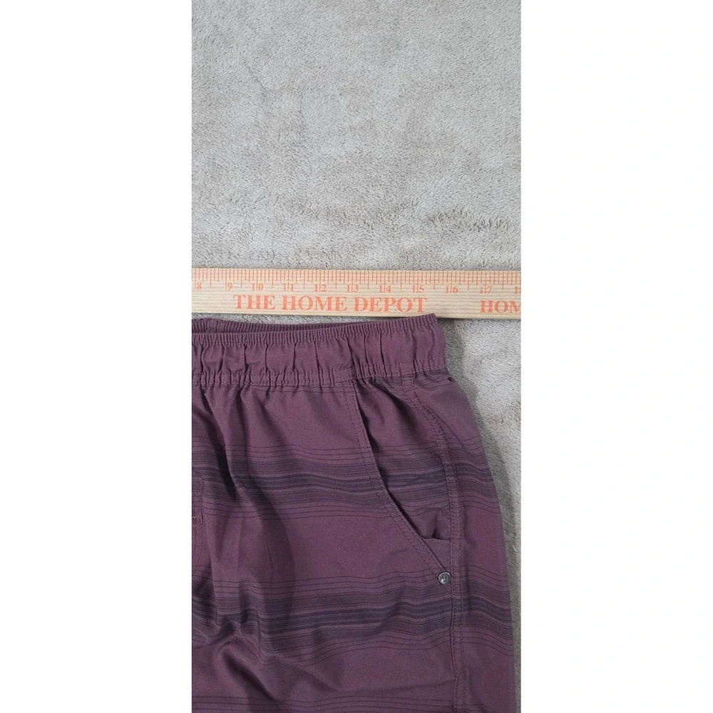 Vuori Kore Shorts Men's Medium Red Athletic Running Training Lined V302 EUC
